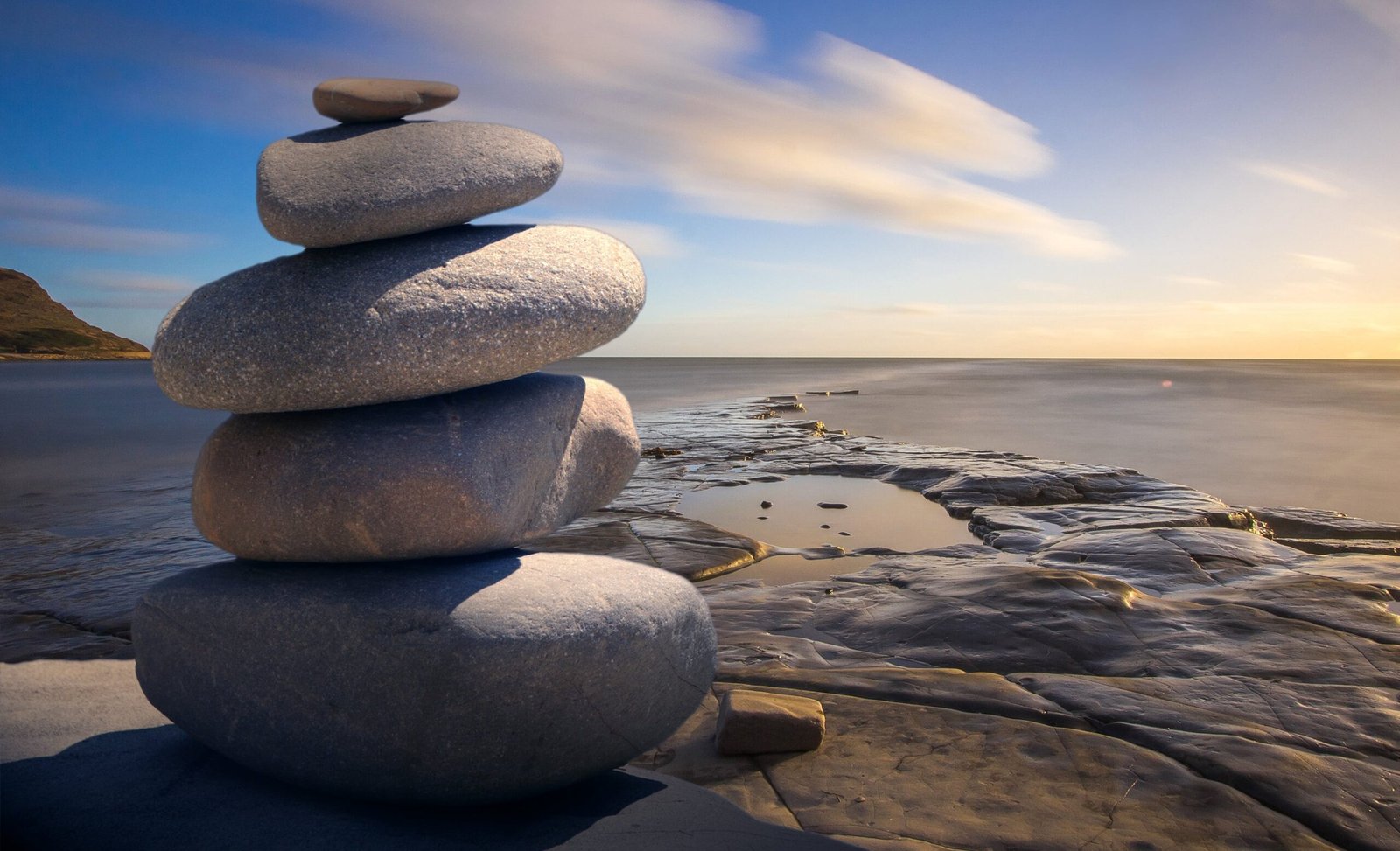 How Does Adopting A Mindful Eating Approach Contribute To Relaxation?